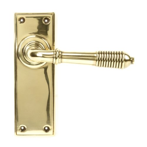 REEDED LEVER HANDLE ON BACKPLATE