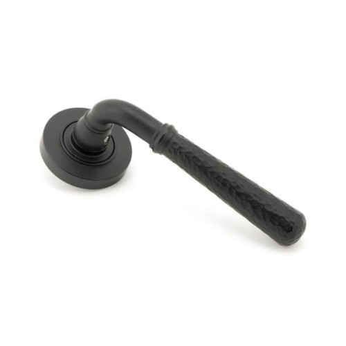 NEWBURY HAMMERED LEVER HANDLE ON ROSE (4 ROSE OPTIONS)