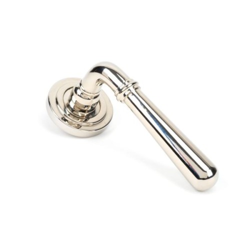 NEWBURY LEVER HANDLE ON ROSE (4 ROSE OPTIONS)