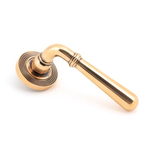 NEWBURY LEVER HANDLE ON ROSE (4 ROSE OPTIONS)