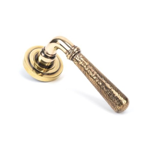 NEWBURY HAMMERED LEVER HANDLE ON ROSE (4 ROSE OPTIONS)