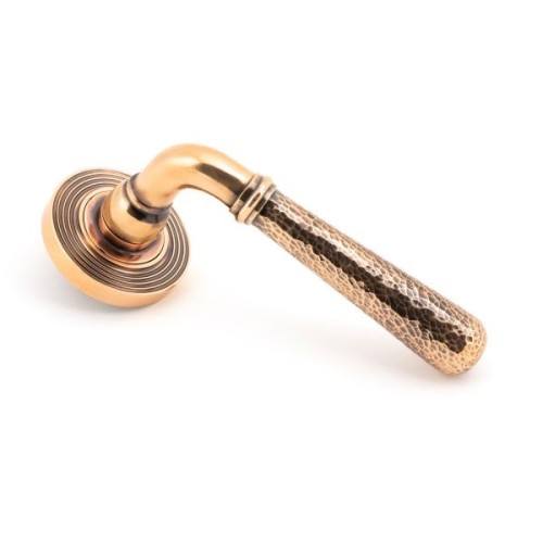 NEWBURY HAMMERED LEVER HANDLE ON ROSE (4 ROSE OPTIONS)