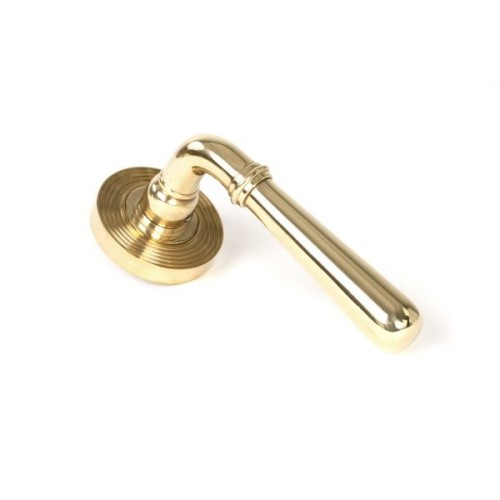 NEWBURY LEVER HANDLE ON ROSE (4 ROSE OPTIONS)