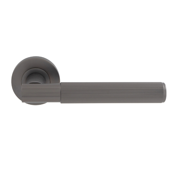 LINEAR T-BAR LEVER HANDLE ON ROUND ROSE