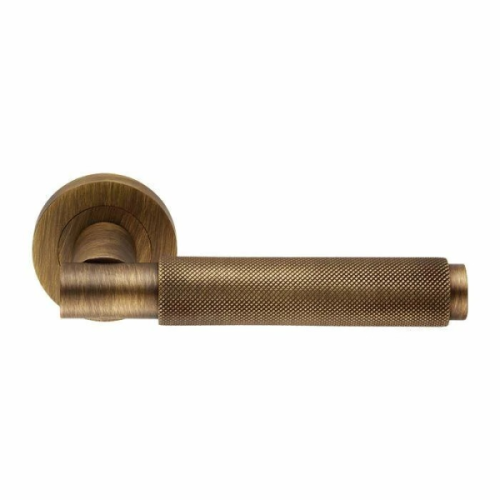 VARESE KNURLED LEVER HANDLE ON ROUND ROSE