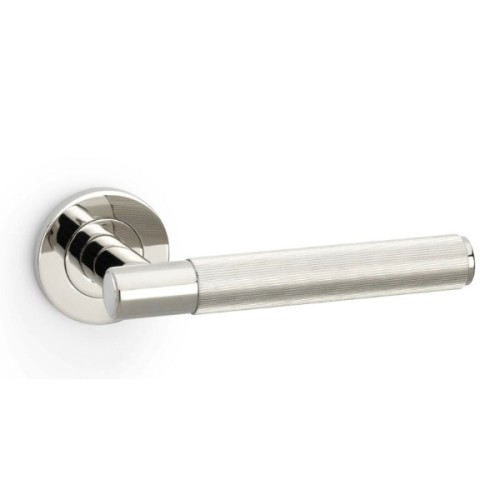 SPITFIRE LINEAR LEVER HANDLE ON ROUND ROSE