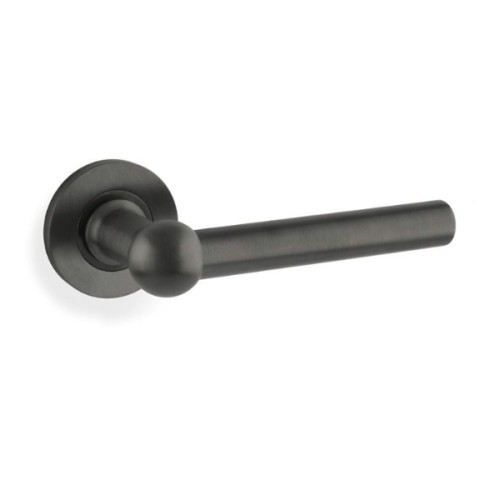 SISKIN LEVER HANDLE ON ROUND ROSE