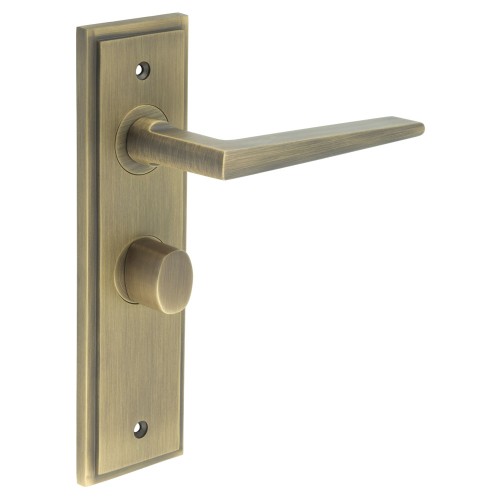 MAYFAIR LEVER HANDLE ON BACKPLATE