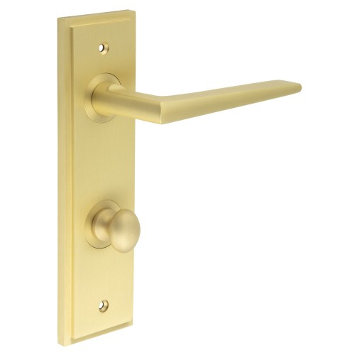 MAYFAIR LEVER HANDLE ON BACKPLATE