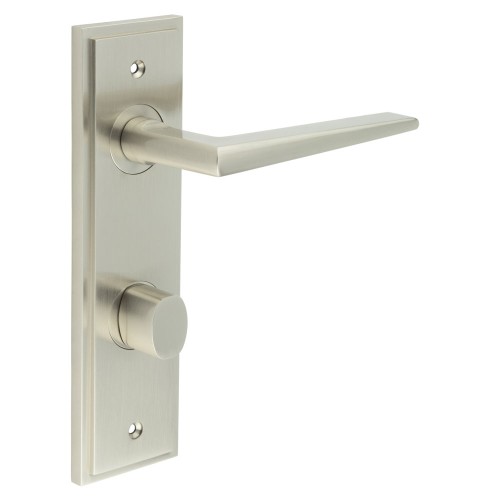 MAYFAIR LEVER HANDLE ON BACKPLATE