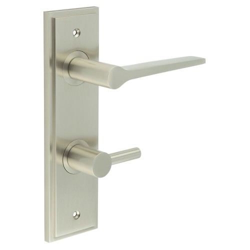 KNIGHTSBRIDGE LEVER HANDLE ON BACKPLATE