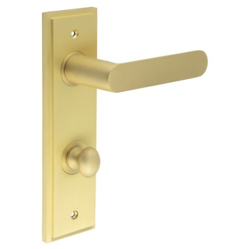 KENSINGTON LEVER HANDLE ON BACKPLATE