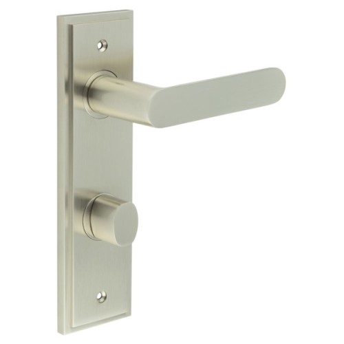 KENSINGTON LEVER HANDLE ON BACKPLATE