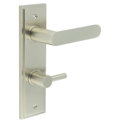 KENSINGTON LEVER HANDLE ON BACKPLATE