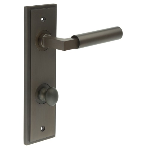 WESTMINSTER LEVER HANDLE ON BACKPLATE