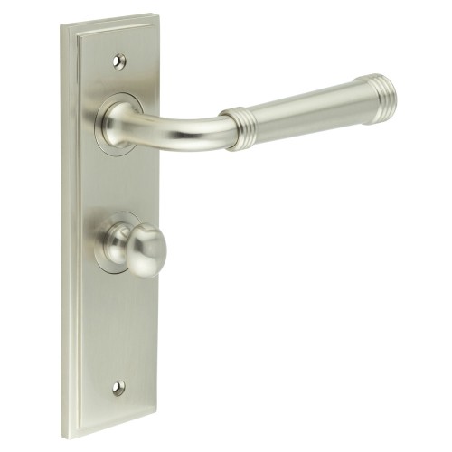 HIGHGATE LEVER HANDLE ON BACKPLATE