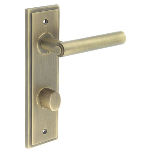 RICHMOND LEVER HANDLE ON BACKPLATE