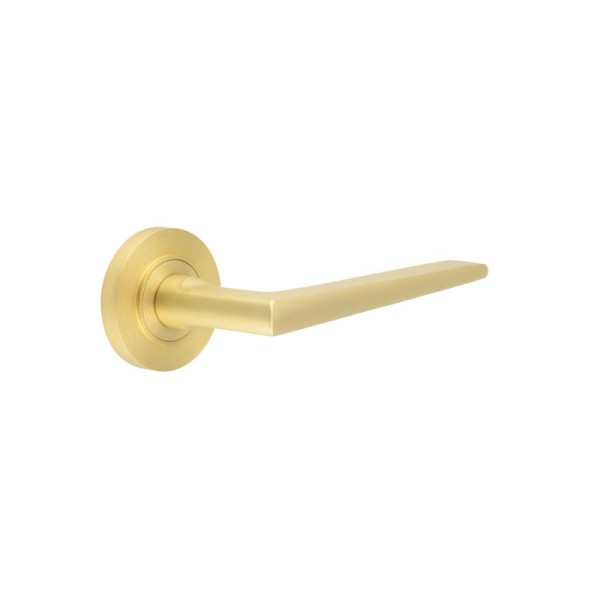 MAYFAIR LEVER HANDLE ON ROSE - (7 ROSE OPTIONS)