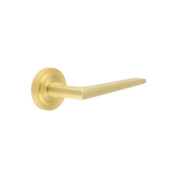 MAYFAIR LEVER HANDLE ON ROSE - (7 ROSE OPTIONS)