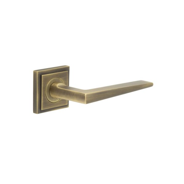 MAYFAIR LEVER HANDLE ON ROSE - (7 ROSE OPTIONS)