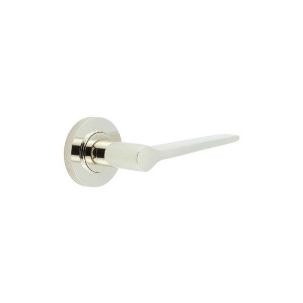 KNIGHTSBRIDGE LEVER HANDLE ON ROSE - (7 ROSE OPTIONS)