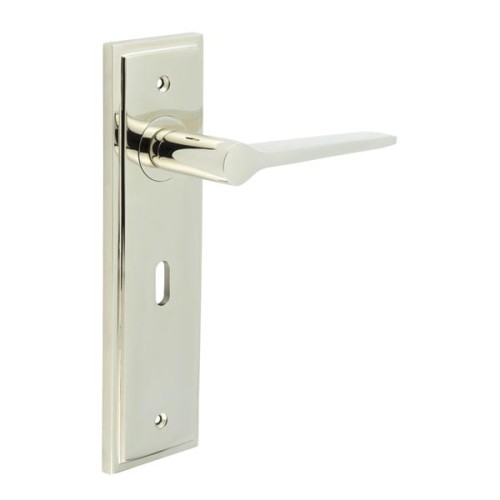 KNIGHTSBRIDGE LEVER HANDLE ON BACKPLATE