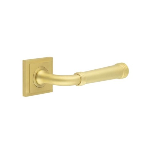 HIGHGATE LEVER HANDLE ON ROSE - (7 ROSE OPTIONS)