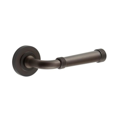 HIGHGATE LEVER HANDLE ON ROSE - (7 ROSE OPTIONS)