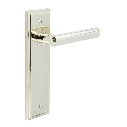 RICHMOND LEVER HANDLE ON BACKPLATE