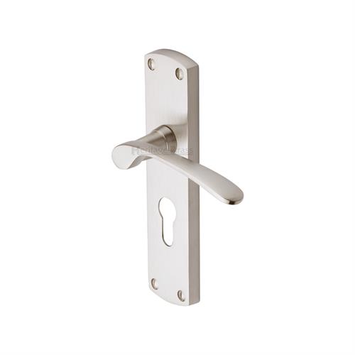 DIPLOMAT LEVER HANDLE ON BACKPLATE