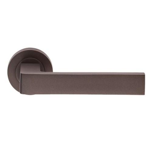 SASSO LEVER HANDLE ON ROUND ROSE