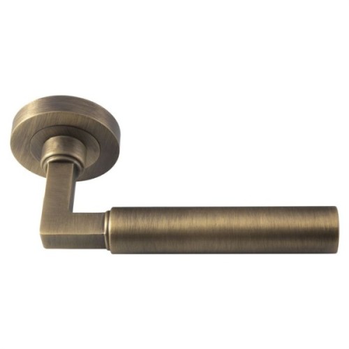 AMIATA LEVER HANDLE ON ROUND ROSE