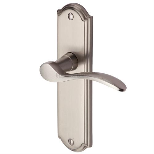 HOWARD LEVER HANDLE ON BACKPLATE