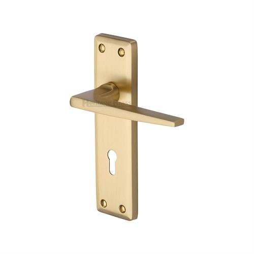 KENDAL LEVER HANDLE ON BACKPLATE