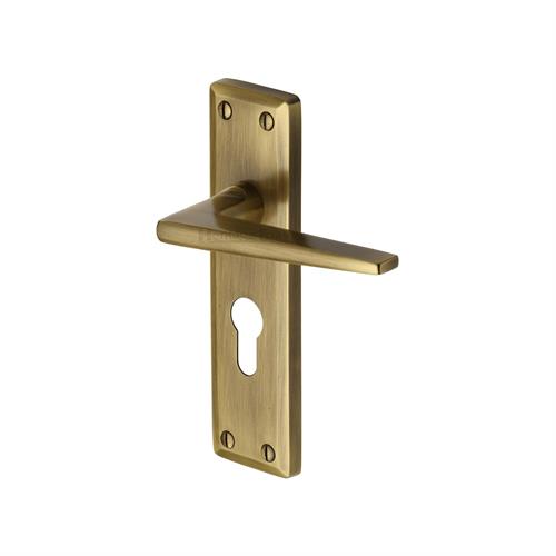 KENDAL LEVER HANDLE ON BACKPLATE