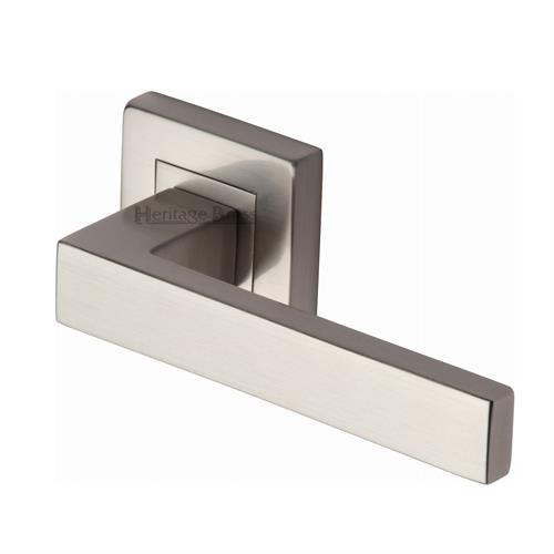 DELTA LEVER HANDLE ON SQUARE ROSE