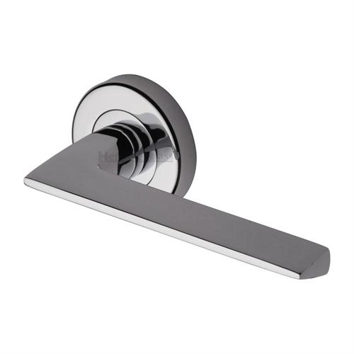 PYRAMID LEVER HANDLE ON ROUND ROSE