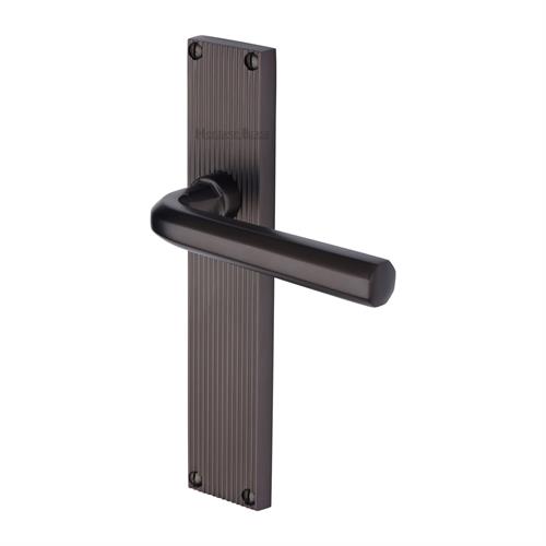 OCTAVE LEVER HANDLE ON REEDED BACKPLATE