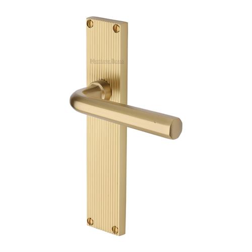 OCTAVE LEVER HANDLE ON REEDED BACKPLATE