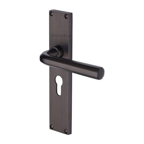 OCTAVE LEVER HANDLE ON REEDED BACKPLATE