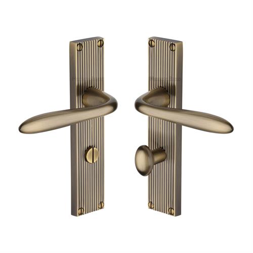 SUTTON LEVER HANDLE ON REEDED BACKPLATE