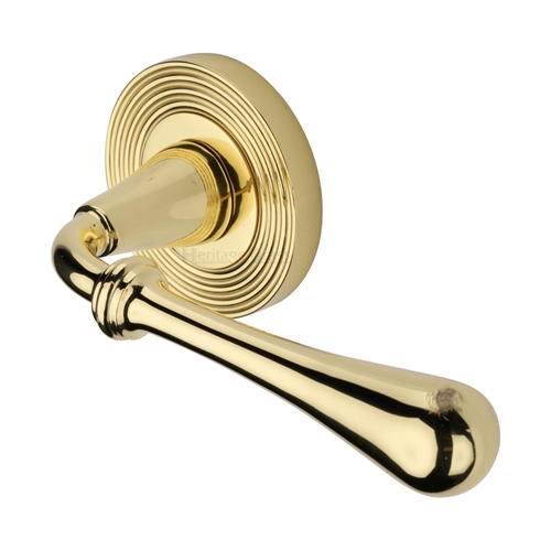 ROMA LEVER HANDLE ON REEEDED ROUND ROSE