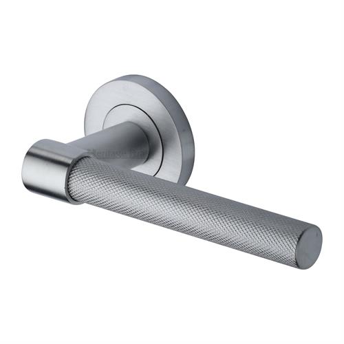 PHEONIX KNURLED LEVER HANDLE ON ROUND ROSE