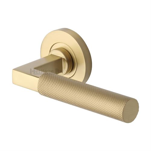 SIGNAC KNURLED LEVER HANDLE ON ROUND ROSE