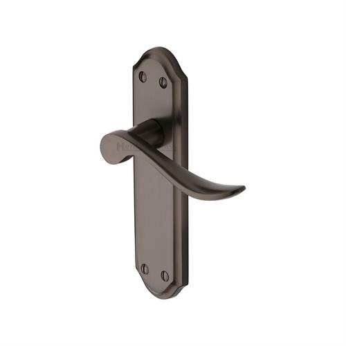 SANDOWN LEVER HANDLE ON BACKPLATE