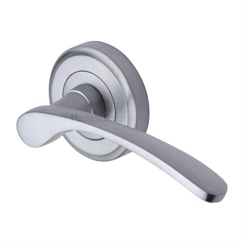 SOPHIA LEVER HANDLE ON ROUND ROSE