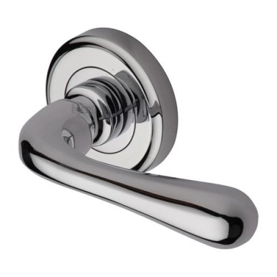 CHARLBURY LEVER HANDLE ON ROUND ROSE