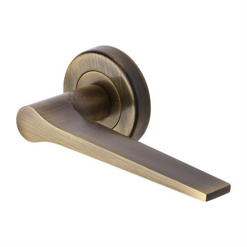 GIO LEVER HANDLE ON ROUND ROSE