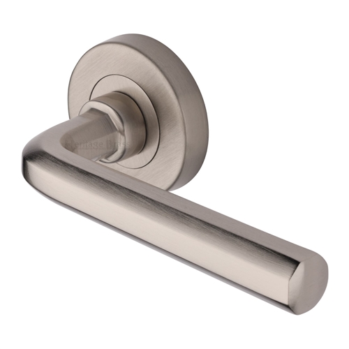 OCTAVE LEVER HANDLE ON ROUND ROSE