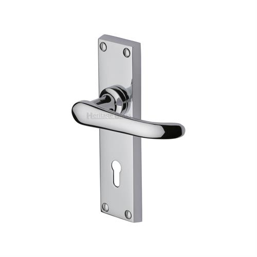 WINDSOR LEVER HANDLE ON BACKPLATE